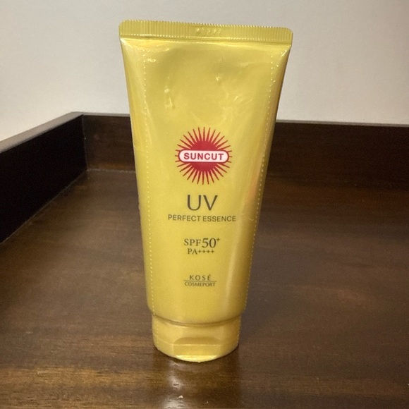 KOSE Suncut Perfect UV Essence Sunscreen SPF50+/PA++++ 80g - Picture 1 of 3